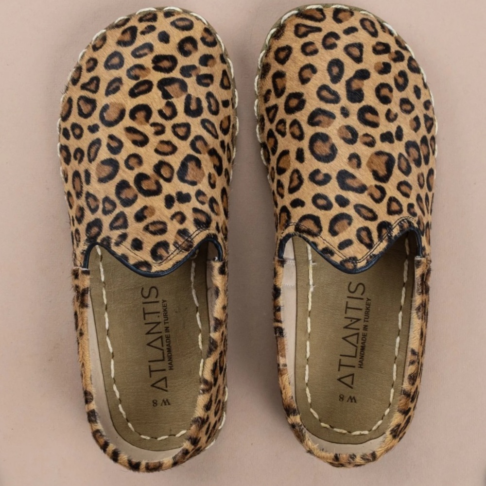 NWOT Etsy Leopard loafer size 11